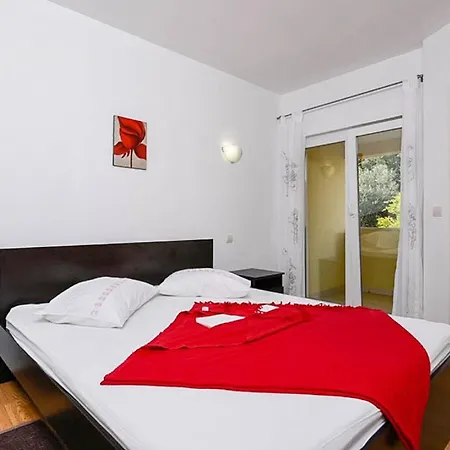 Ferienwohnung Fuer 5 Personen 1 Kind Ca 75 Qm In Stankovic Bei Orebic, Dalmatien Sueddalmatien *