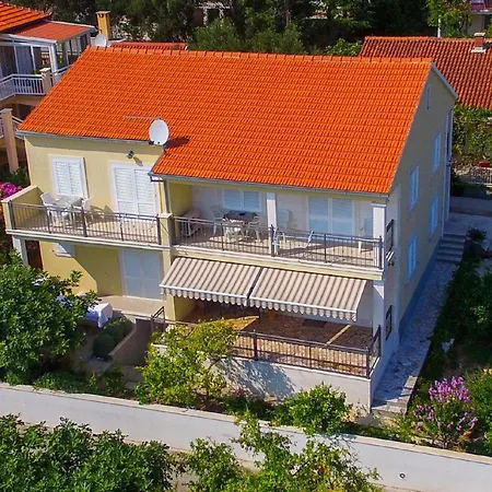 Ferienwohnung Fuer 5 Personen 1 Kind Ca 75 Qm In Stankovic Bei Orebic, Dalmatien Sueddalmatien *