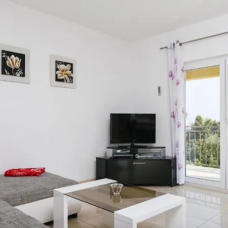 Ferienwohnung Fuer 5 Personen 1 Kind Ca 75 Qm In Stankovic Bei Orebic, Dalmatien Sueddalmatien Daire