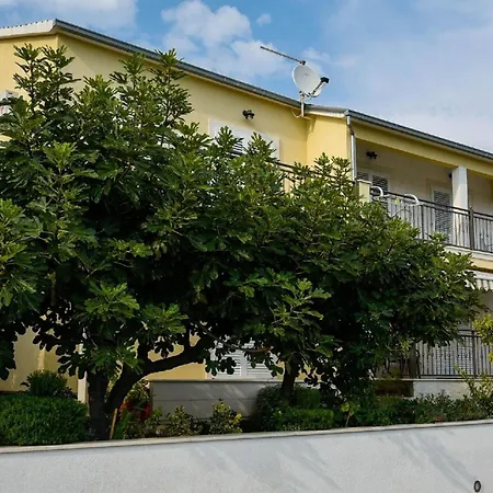 Ferienwohnung Fuer 5 Personen 1 Kind Ca 75 Qm In Stankovic Bei Orebic, Dalmatien Sueddalmatien *