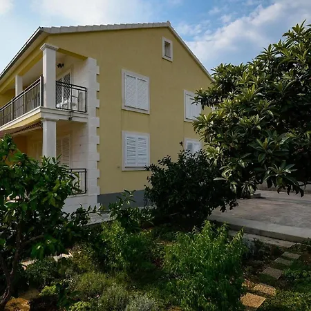 Ferienwohnung Fuer 5 Personen 1 Kind Ca 75 Qm In Stankovic Bei Orebic, Dalmatien Sueddalmatien オレビック