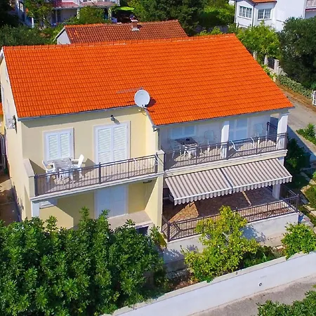 Ferienwohnung Fuer 5 Personen 1 Kind Ca 75 Qm In Stankovic Bei Orebic, Dalmatien Sueddalmatien アパート